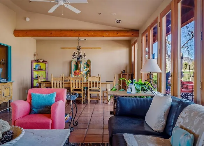 Adobe Hacienda- Sedona Suite Apts