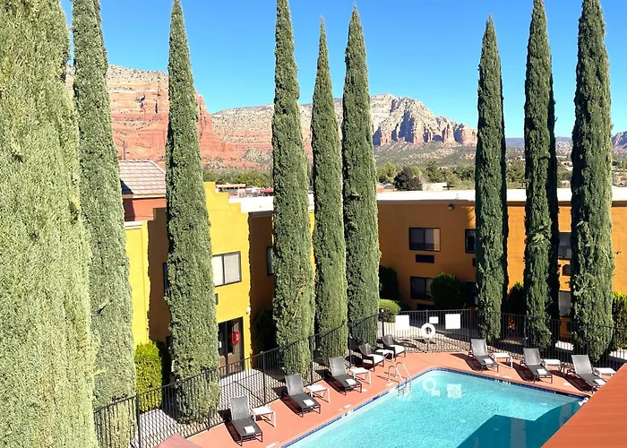 Sedona Pet Friendly HotelsHoliday Inn Express - Oak Creek By Ihg