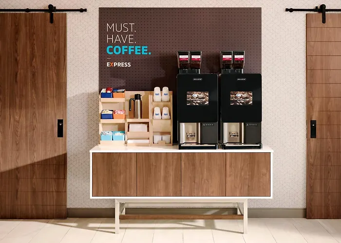 Sedona Pet Friendly HotelsHoliday Inn Express - Oak Creek By Ihg